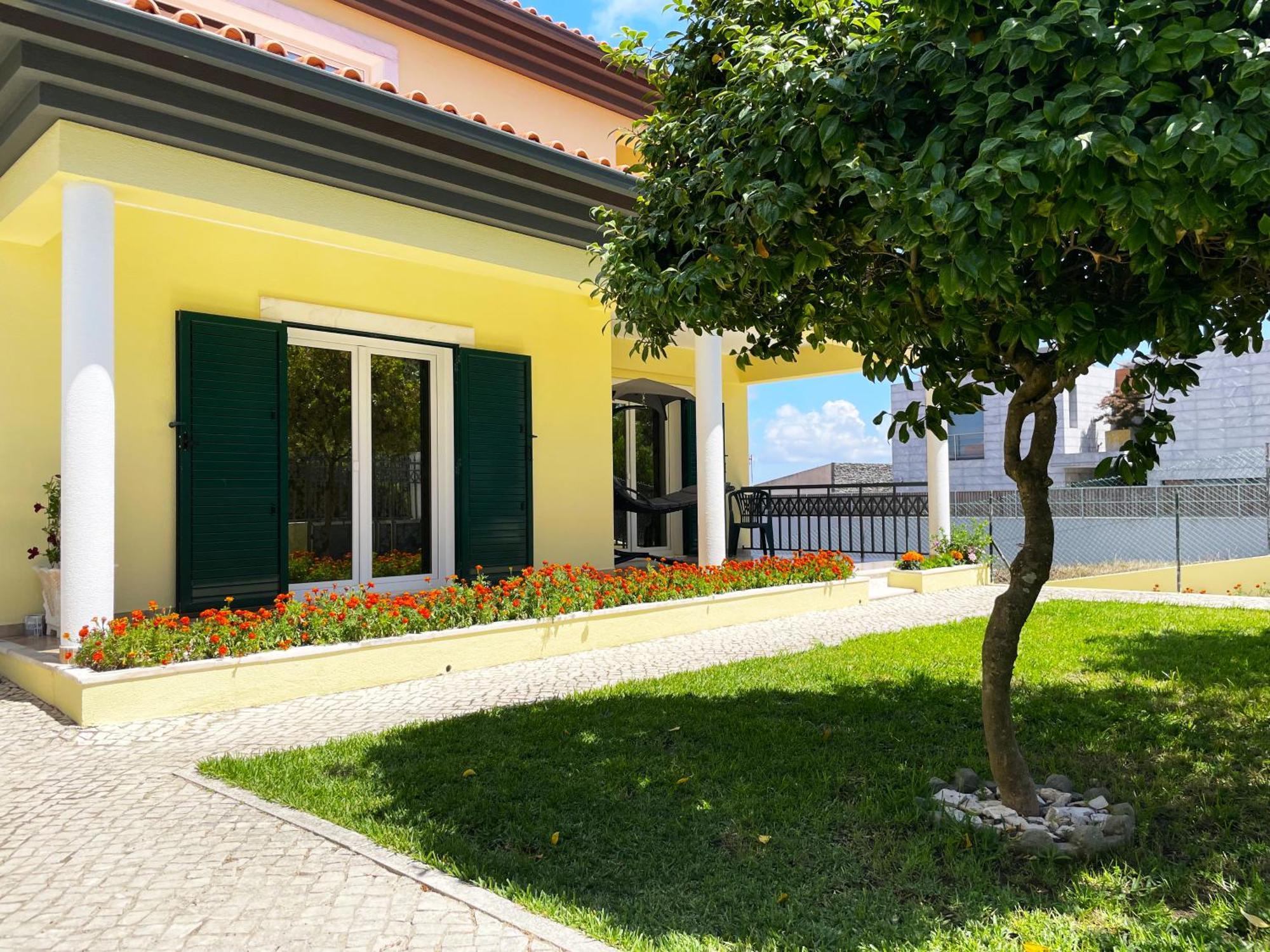 Lolik Villa Sobreda Esterno foto