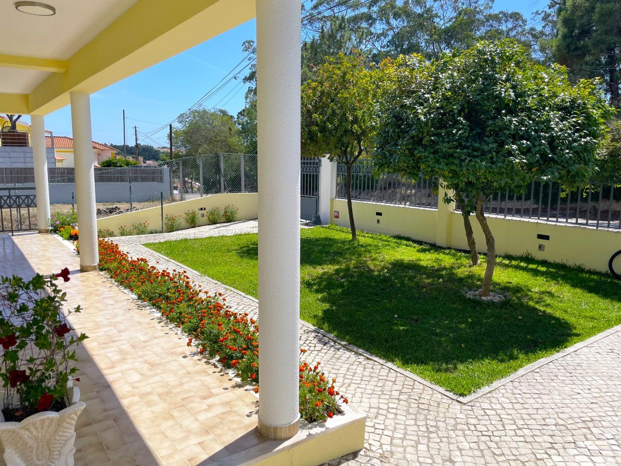 Lolik Villa Sobreda Esterno foto