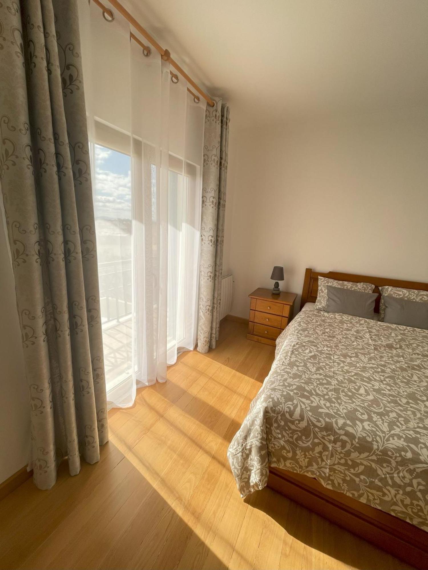 Lolik Villa Sobreda Esterno foto